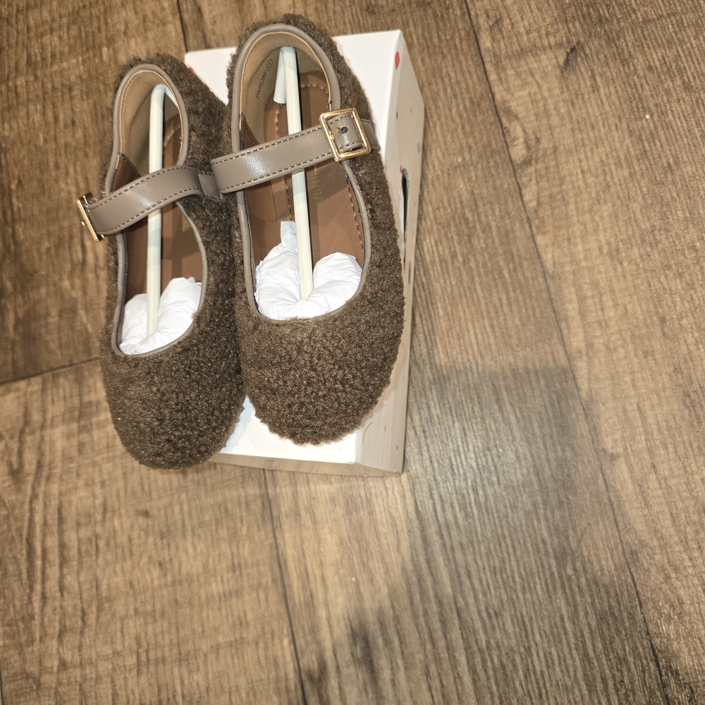 Brown Dress Shoes with Sparkly Finish and Strap